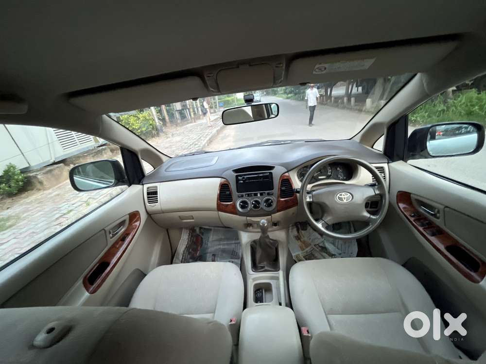 Toyota Innova 2.5 Vx (diesel) 7 Seater Bs Iv, 2009, Diesel