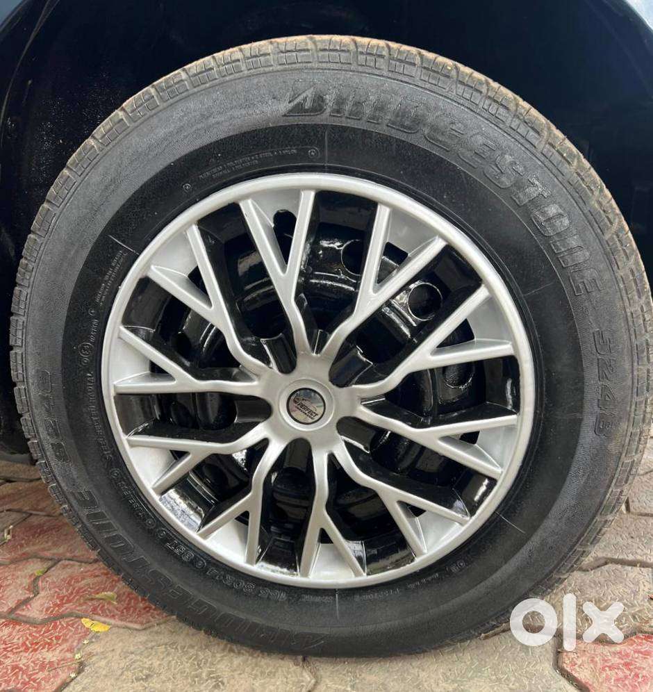 Maruti Suzuki Ritz Vxi, 2011, Petrol