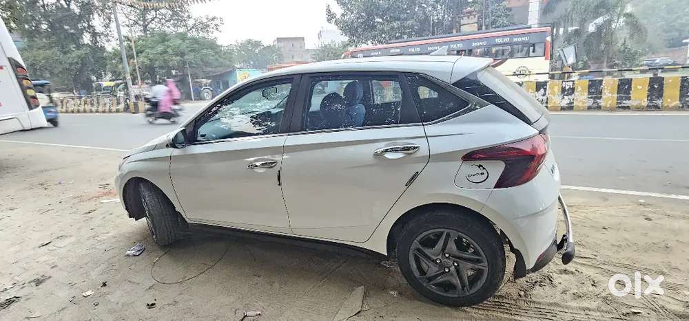Hyundai New I20 2022 Petrol 28700 Km Driven
