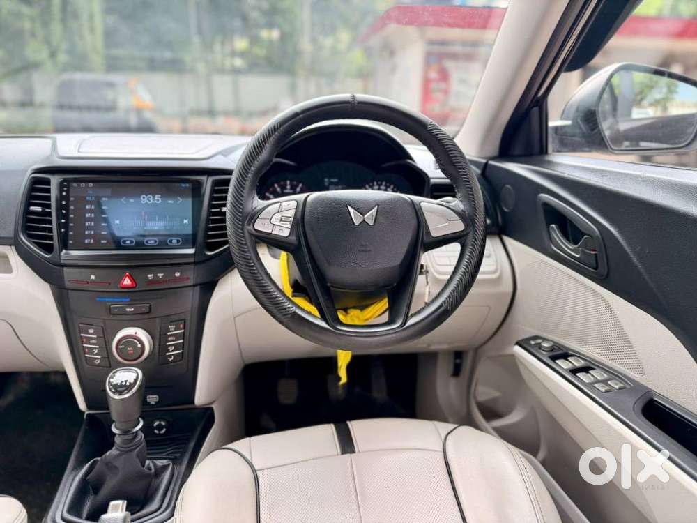 Mahindra Xuv300 W6, 2023, Petrol