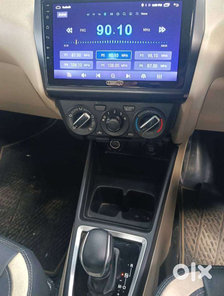 Maruti Suzuki Dzire 1.2 Vxi Amt, 2022, Petrol