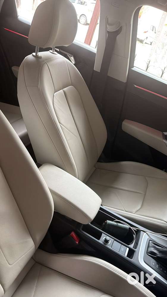 Audi Q3 Petrol 40 2024