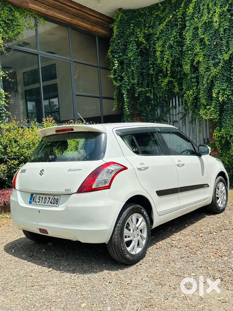 Maruti Suzuki Swift Zxi, 2013, Petrol