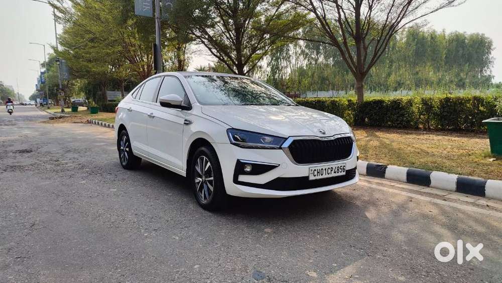 Skoda Slavia 1.5 Tsi Style At, 2023, Petrol