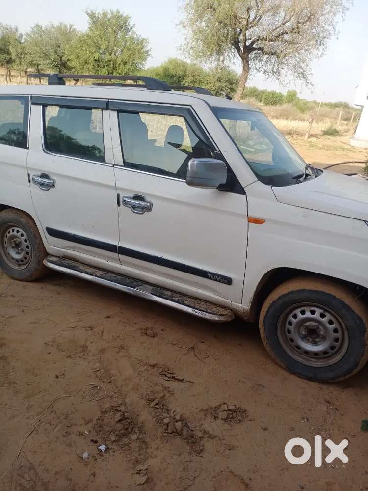 Mahindra Tuv300