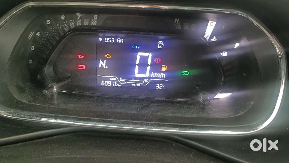 Tata Nexon Xma Automatic With Sunroof - 60,000 Km  Single Owner