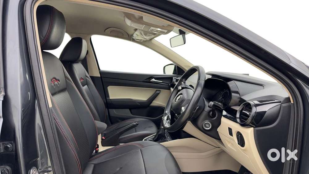 Skoda Slavia 1.0 Ambition Tsi At, 2023, Petrol