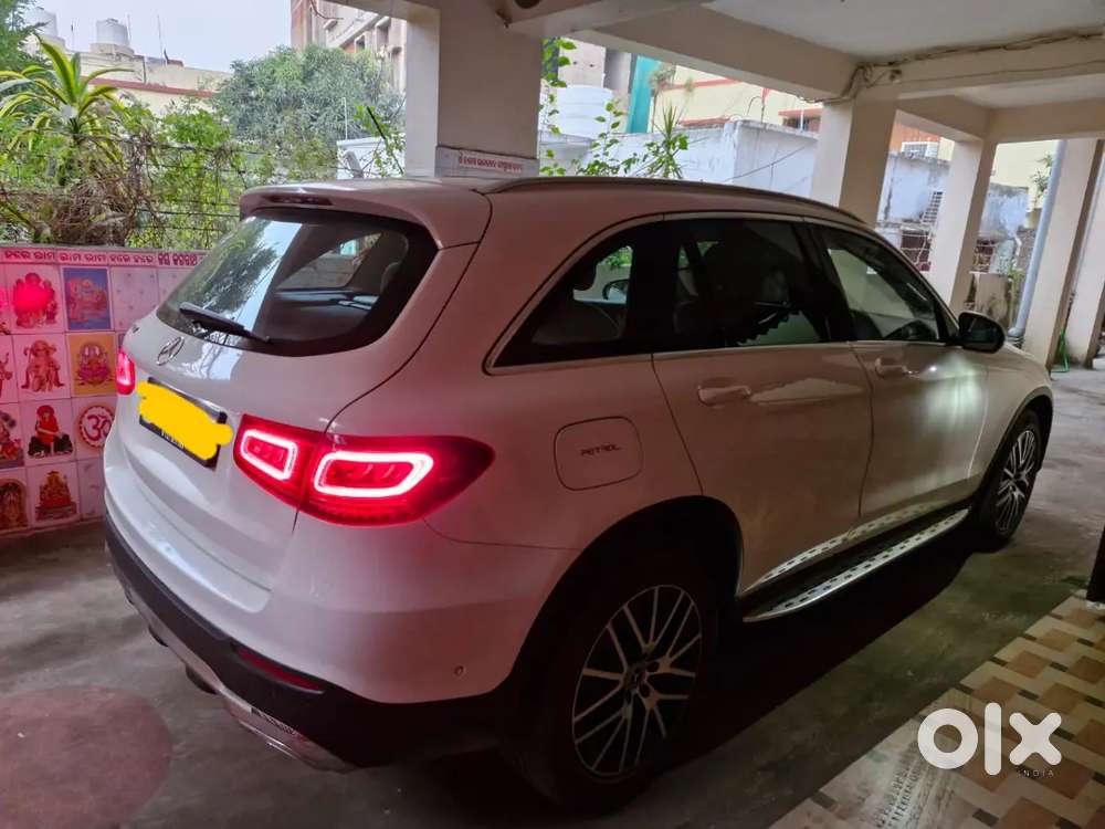 Mercedes-benz Glc 2022 Petrol Well Maintained