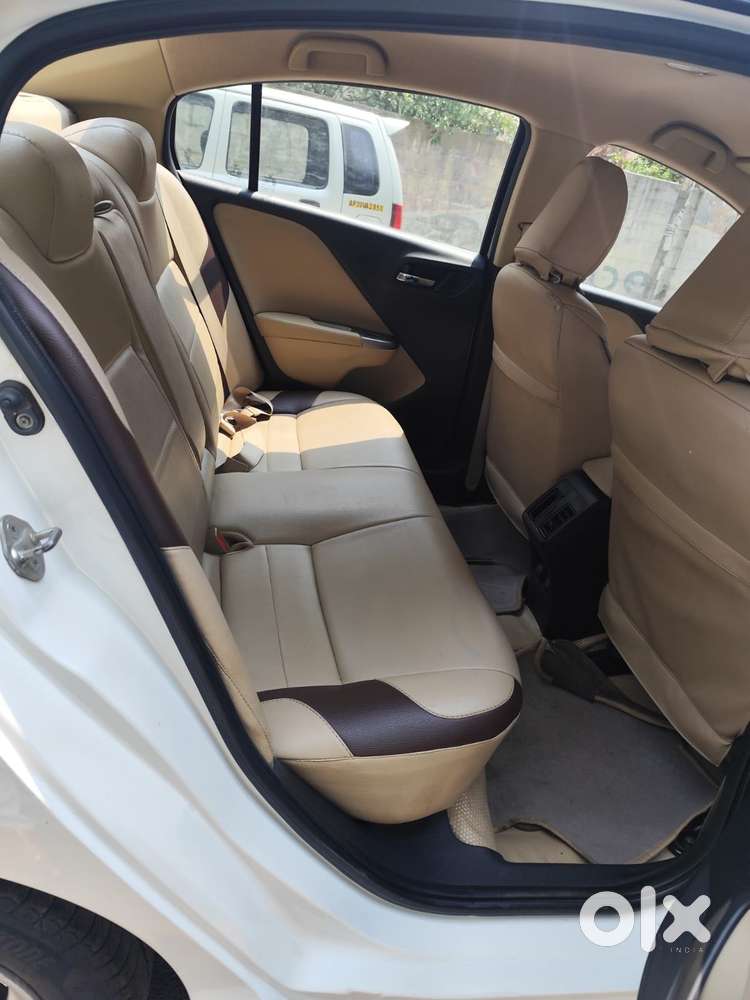 Honda City 1.5 V 4th Gen I-vtec Mt, 2016, Petrol