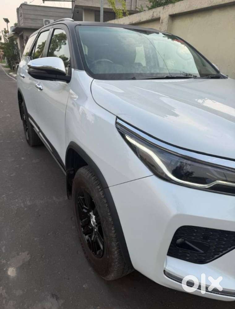 Toyota Fortuner Leader Edition (at), 2026, Diesel