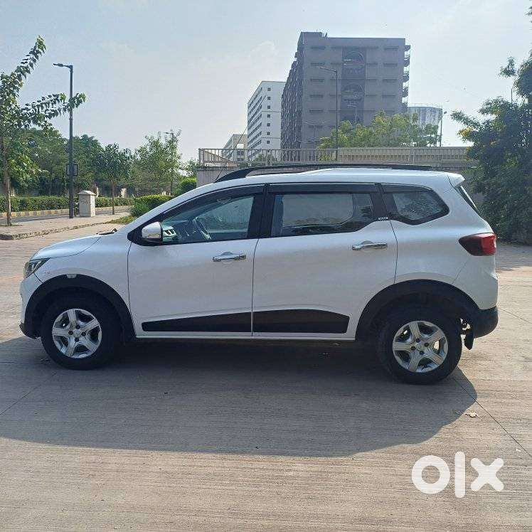 Renault Triber Rxz, 2019, Petrol