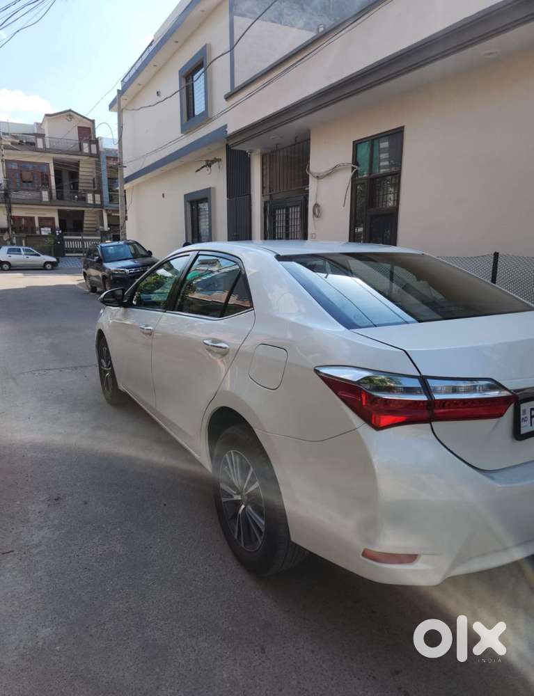 Toyota Corolla Altis 1.8 Gl, 2017, Petrol