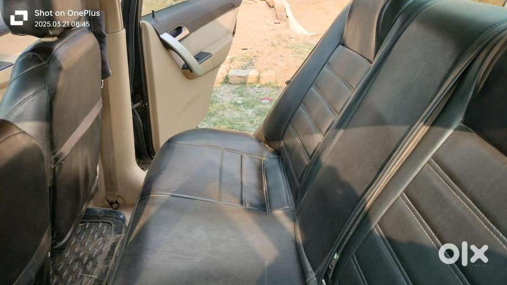 Chevrolet Aveo 2012 Petrol 86000 Km Driven