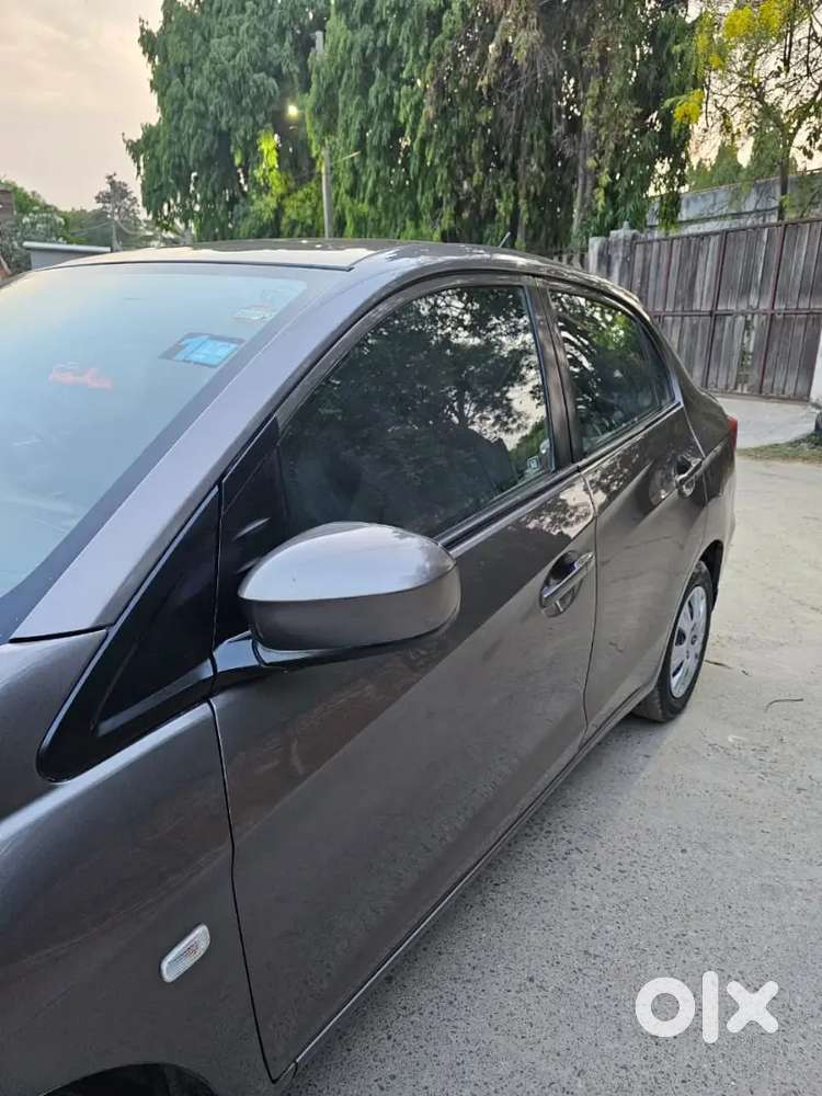 Honda Amaze 2014 Petrol Well Maintained