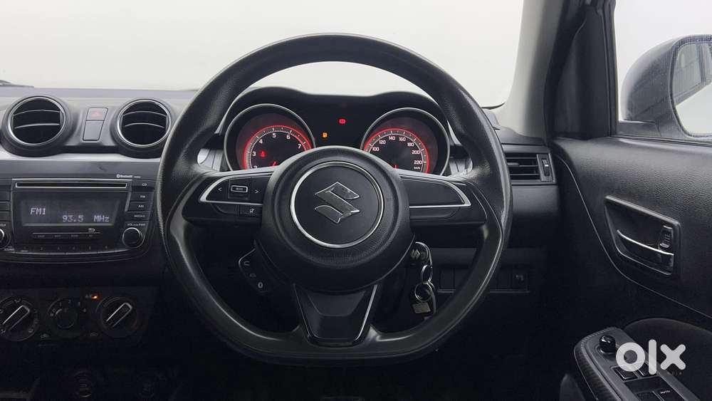 Maruti Suzuki Swift Amt Vvt Vxi, 2018, Petrol