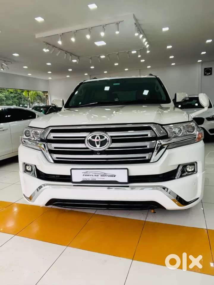 Toyota Land Cruiser [ ] 4.5 Vx Lc 200, 2014, Diesel