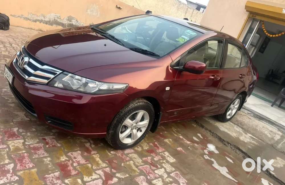Honda City Sept' 2012 Petrol Well Maintained With Both Orignal Key