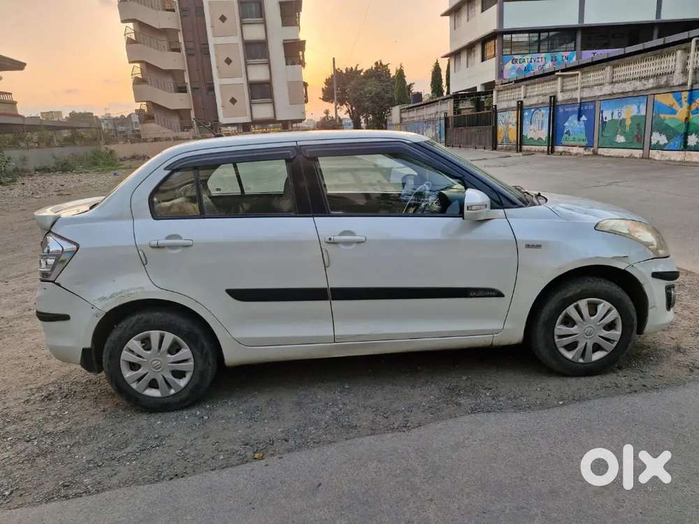 Maruti Suzuki Swift Dzire 2015 Diesel 121000 Km Driven
