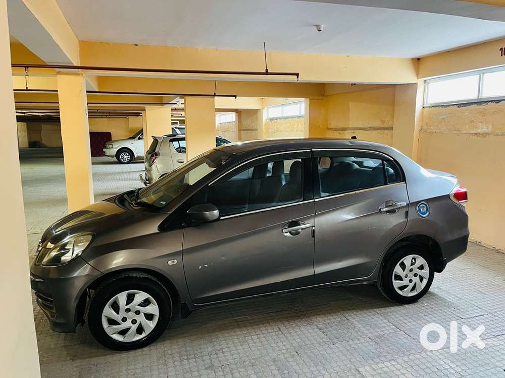 Honda Amaze 2015 Diesel Well Maintained