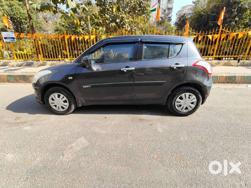 Maruti Suzuki Swift 1.2 Vxi (o), 2017, Petrol