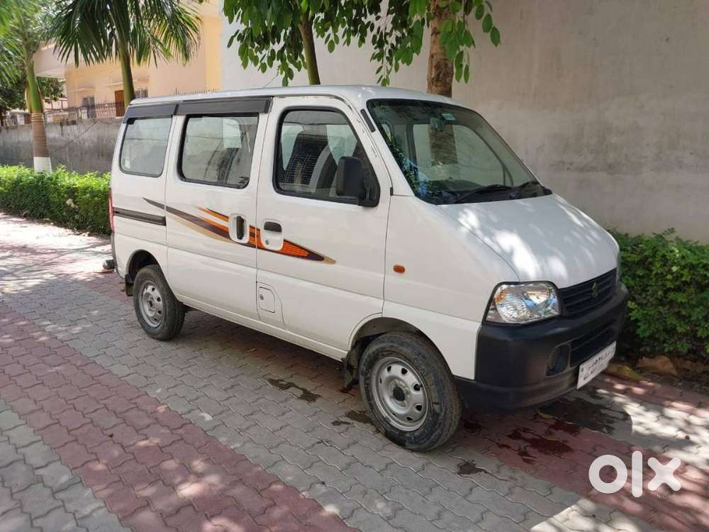 Maruti Suzuki Eeco 2022 Petrol Well Maintained