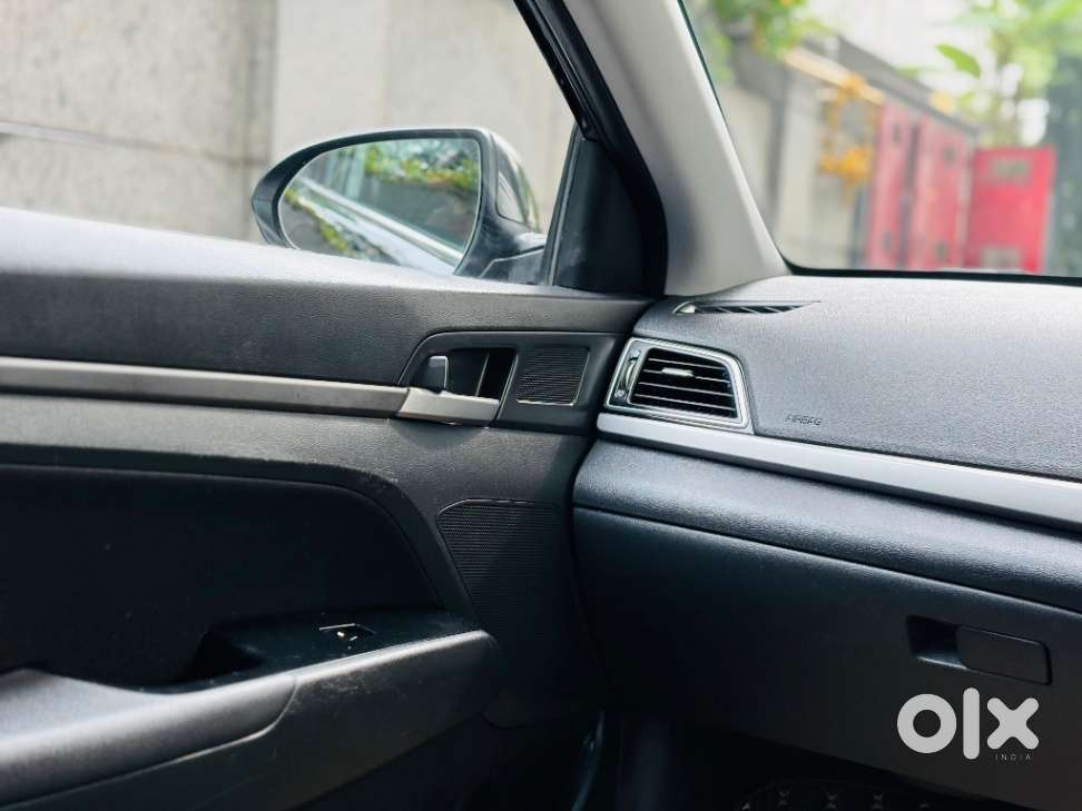 Hyundai Elantra Vtvt Sx At, 2016, Petrol