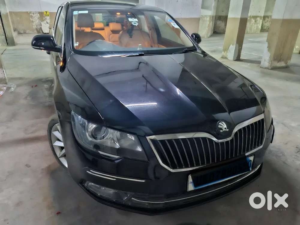 Skoda Superb Elegance 2015 At Petrol