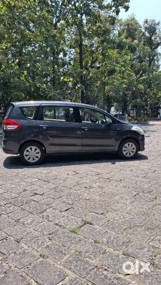 Maruti Suzuki Ertiga Vxi Abs Bs Iv, 2017, Petrol