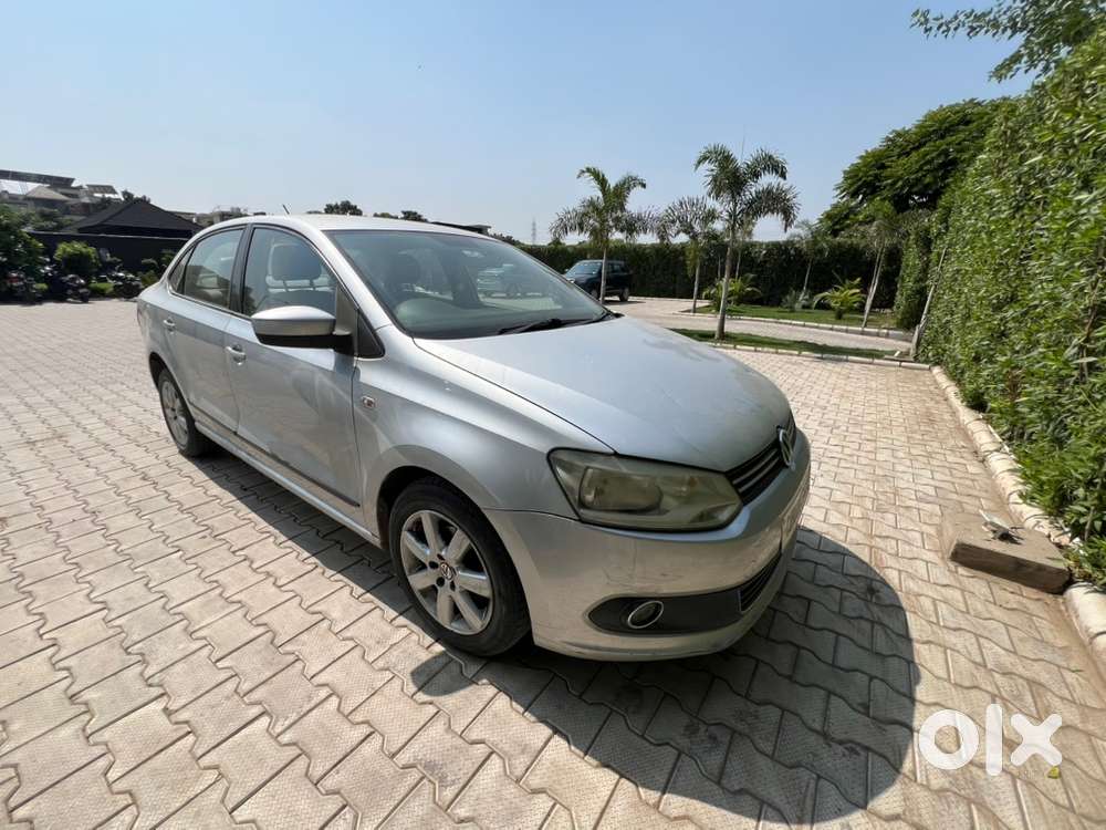 Volkswagen Vento Petrol Manual 2011