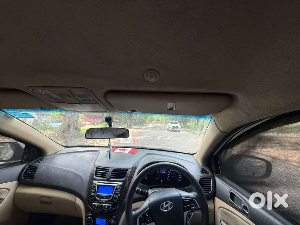 Hyundai Fluidic Verna 2011