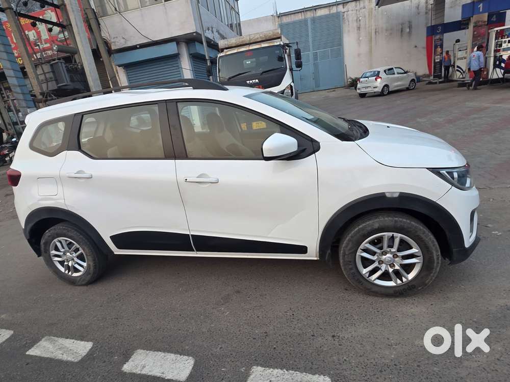 Renault Triber Rxt, 2021, Petrol