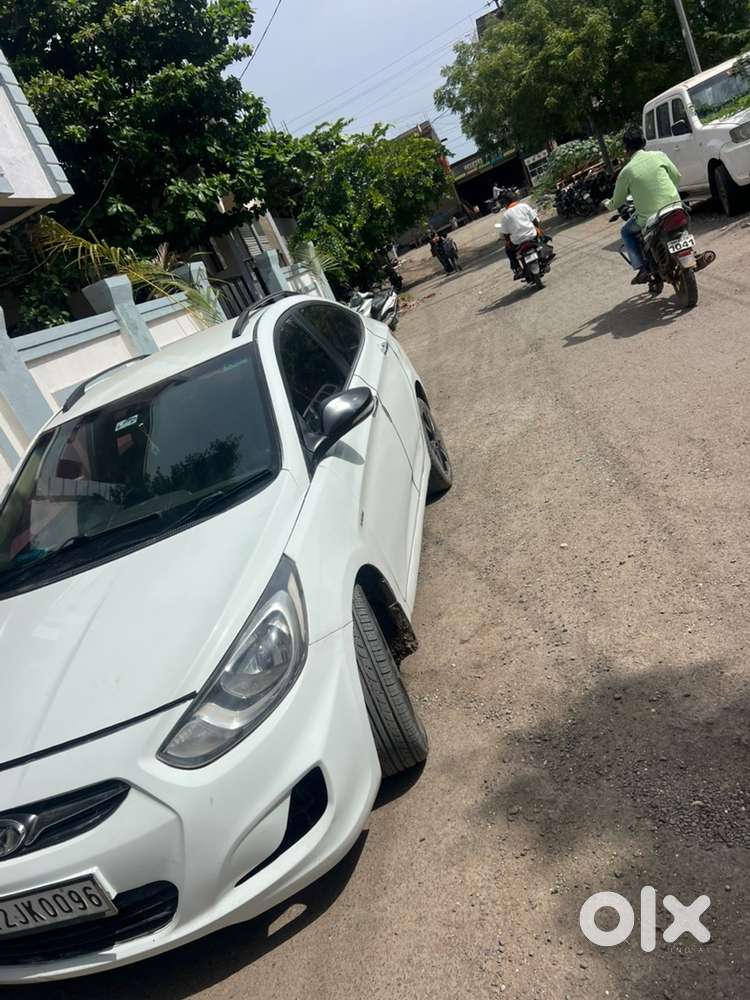 Hyundai Venue 1.6 2013 Diesel Manual