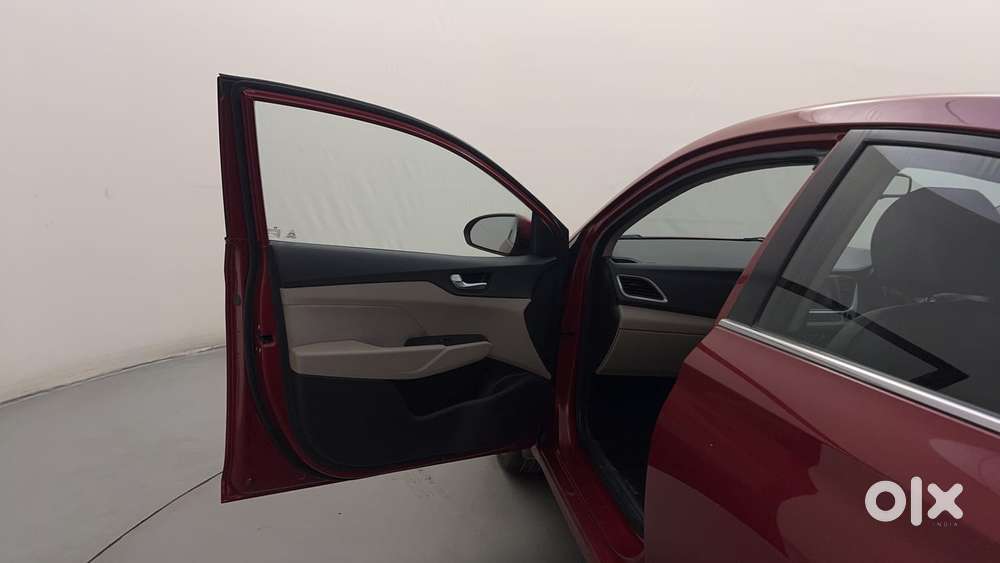 Hyundai Verna [2015-2017] Fluidic 4s 1.6 Crdi Sx (o) At, 2018, Petro..