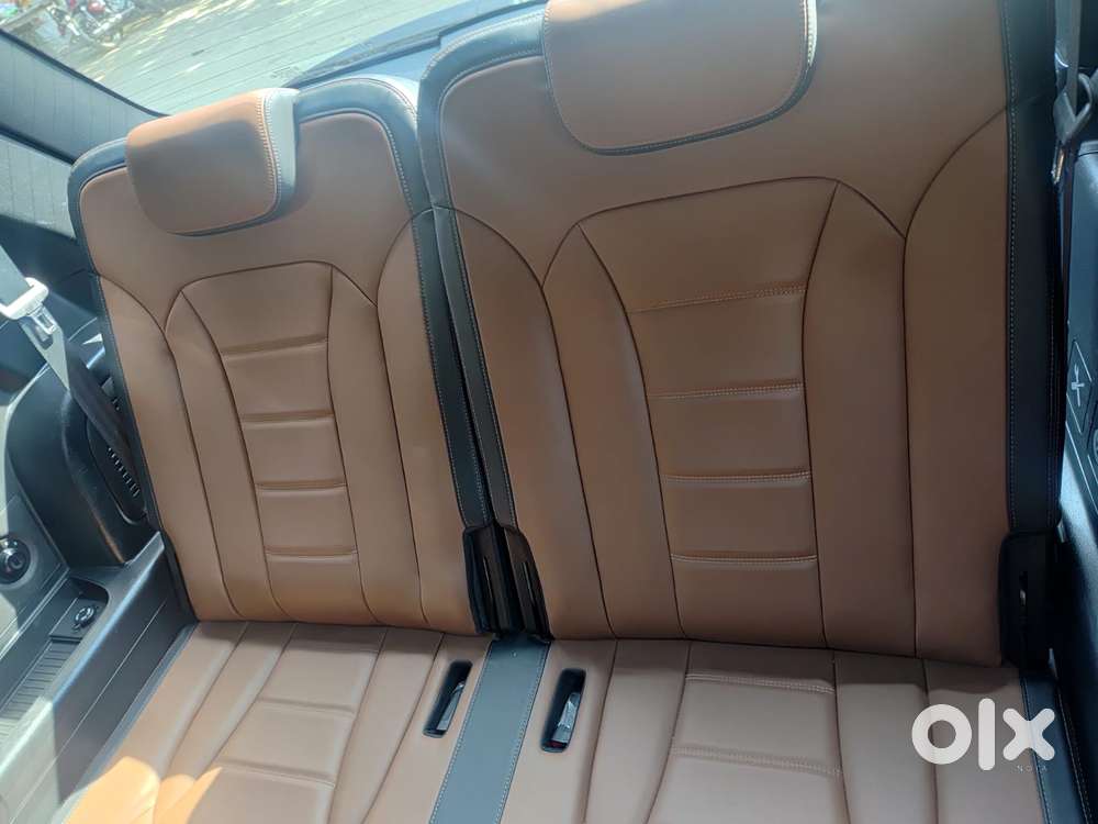 Mahindra Alturas G4 4wd At, 2021, Diesel