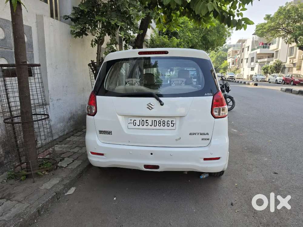 Maruti Suzuki Ertiga 2013 Cng