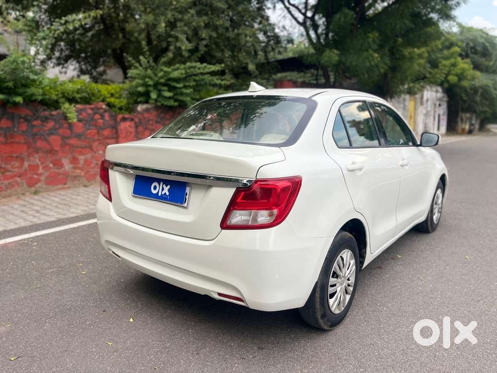 Maruti Suzuki Swift Dzire Vxi Optional, 2018, Petrol