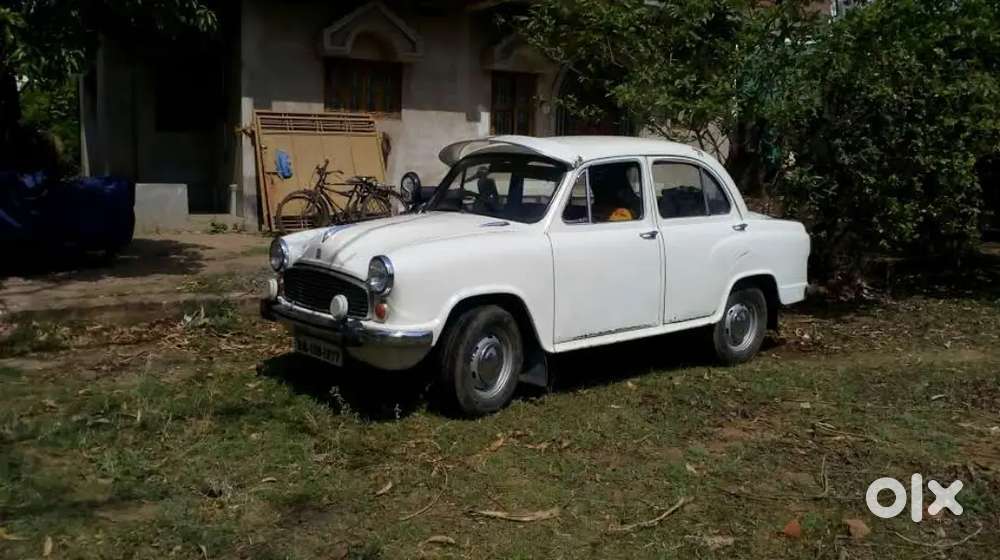 Ambassador Ambassador 1996 Petrol 33660 Km Driven