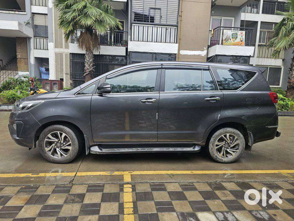 Toyota Innova Crysta 2.4 G Mt 7 Str, 2021, Diesel