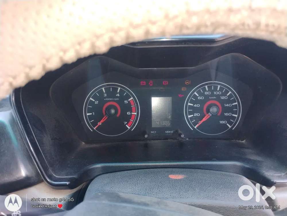 Mahindra Kuv 100 10 Petrol 41386 Km Driven