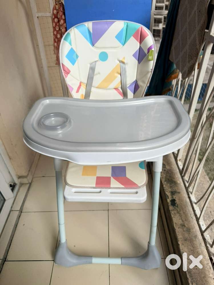 Kids High Chair, R for Rabbit sparingly used 1 year old.