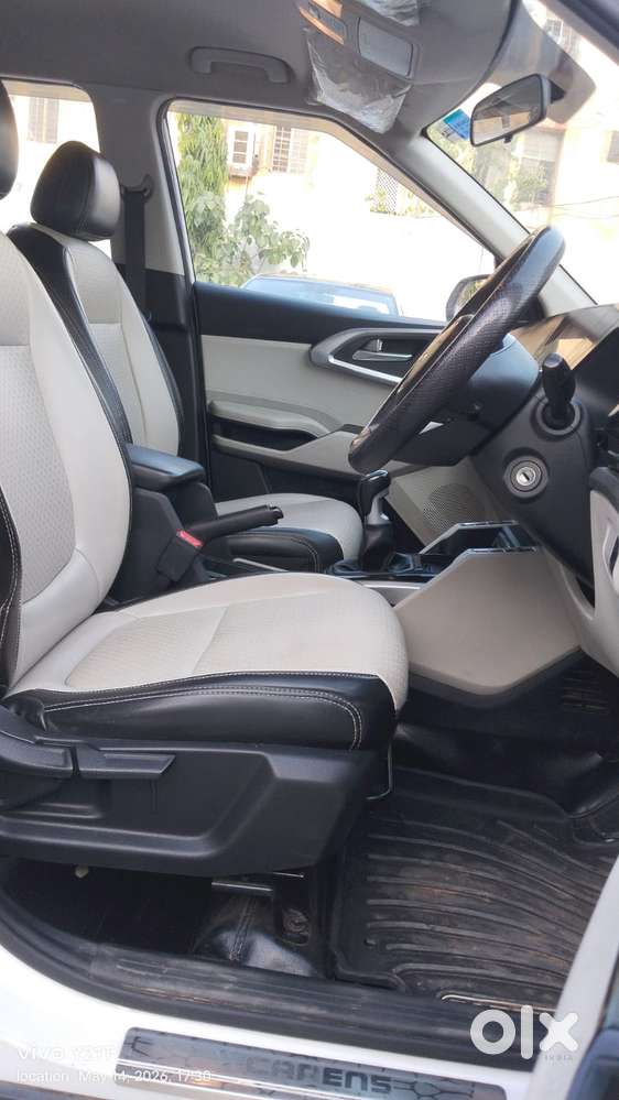 Kia Carens 1.4 Prestige 7 Str, 2023, Petrol