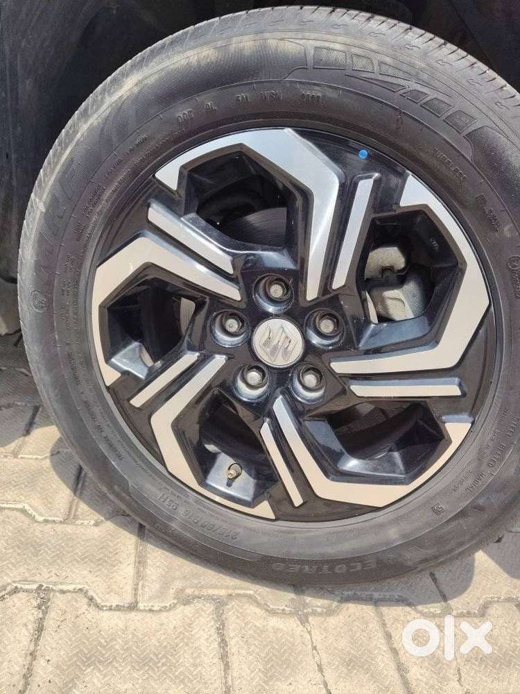 Maruti Suzuki Brezza 1.5 Vxi Smart Hybrid, 2023, Petrol