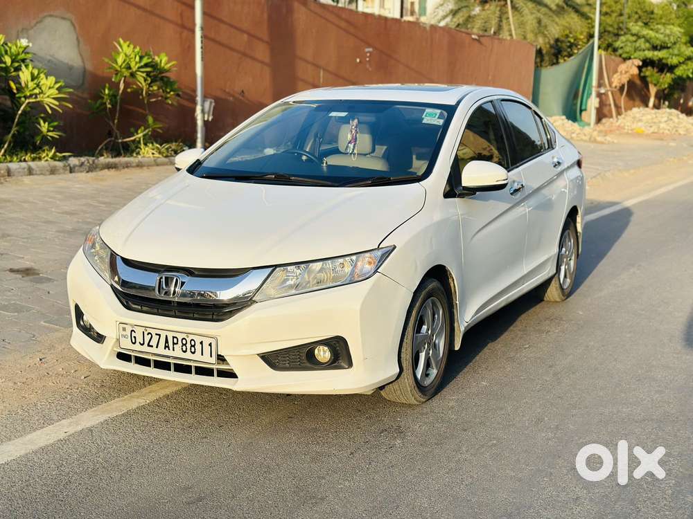 Honda City V At Sunroof, 2015, Petrol