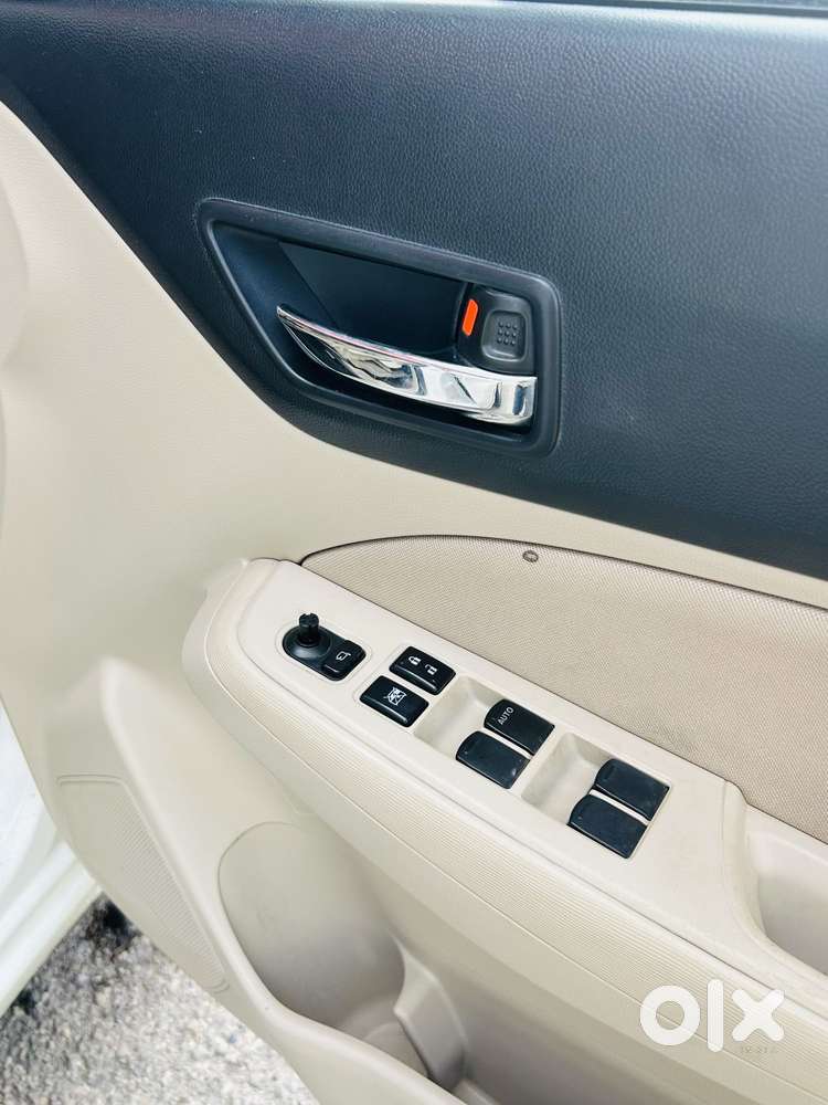 Maruti Suzuki Dzire 1.2 Vxi, 2023, Petrol