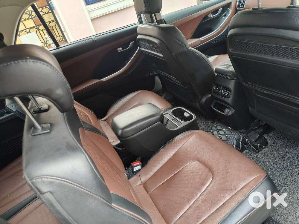 Hyundai Alcazar 2.0 Signature (o) Petrol At 6 Str, 2021, Petrol