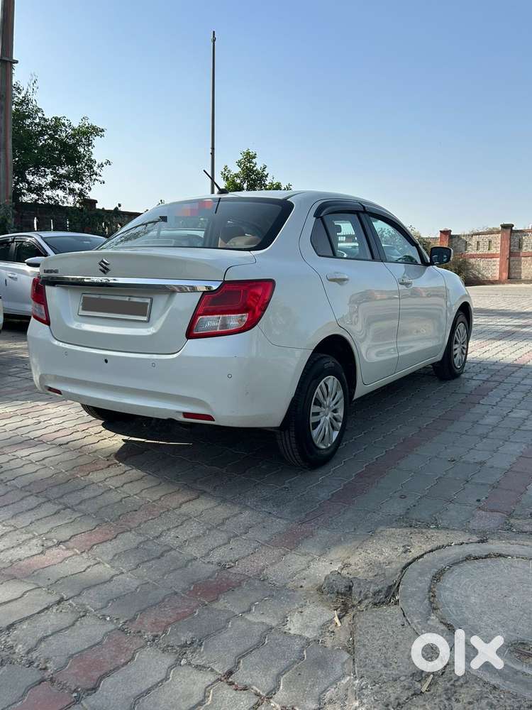 Maruti Suzuki Dzire 1.2 Vxi, 2021, Petrol