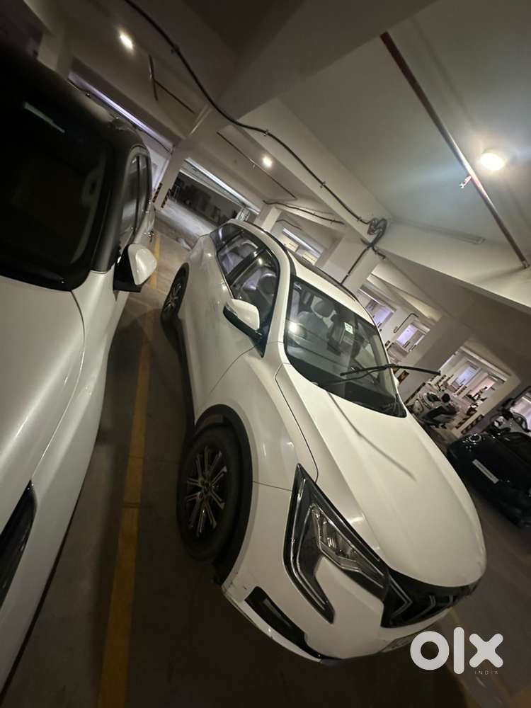 Mahindra Xuv700 2022 Diesel Well Maintained