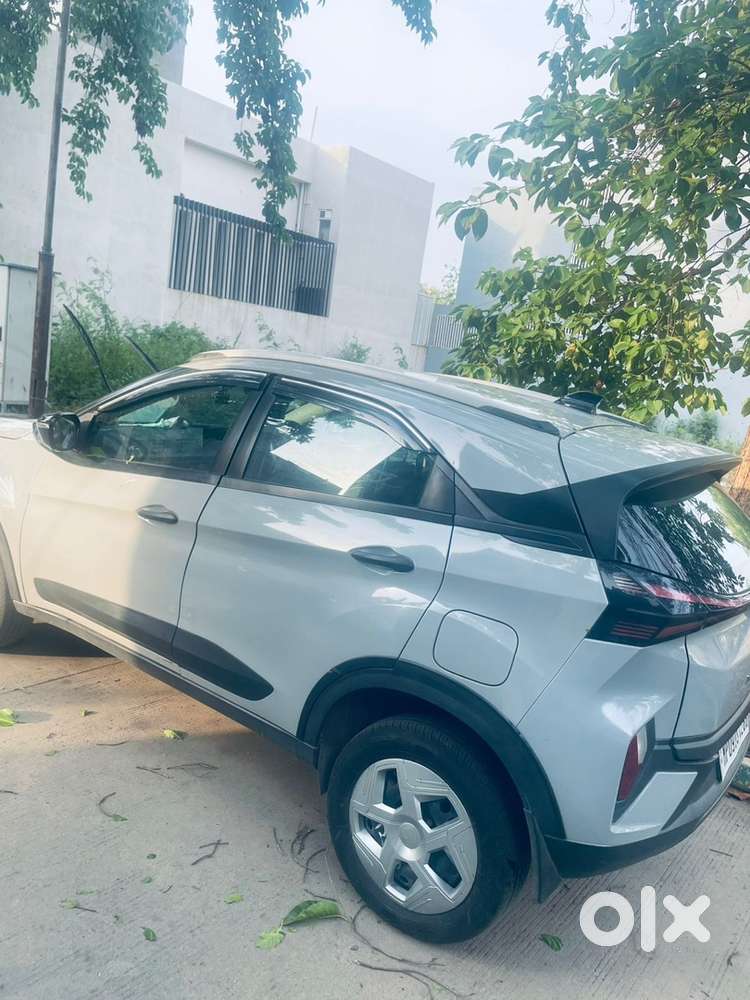 Tata Nexon 2024 Petrol Manual