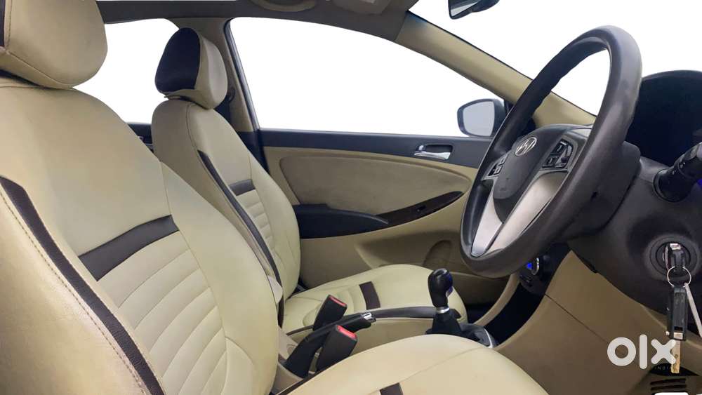 Hyundai Verna Fluidic 1.6 Vtvt Sx, 2013, Petrol