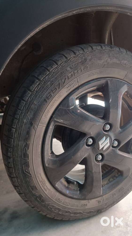 Single Hand Gadi Chali Hui